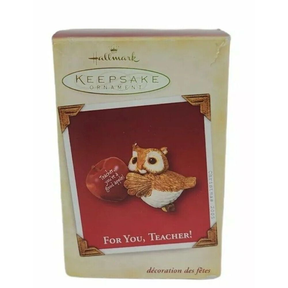 Hallmark Keepsake Ornament Owl w/Apple Teacher In Box Handcrafted 2005